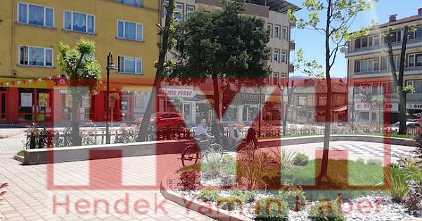 65 Yaş Üstü Vatandaşlar Hendek Parklarında