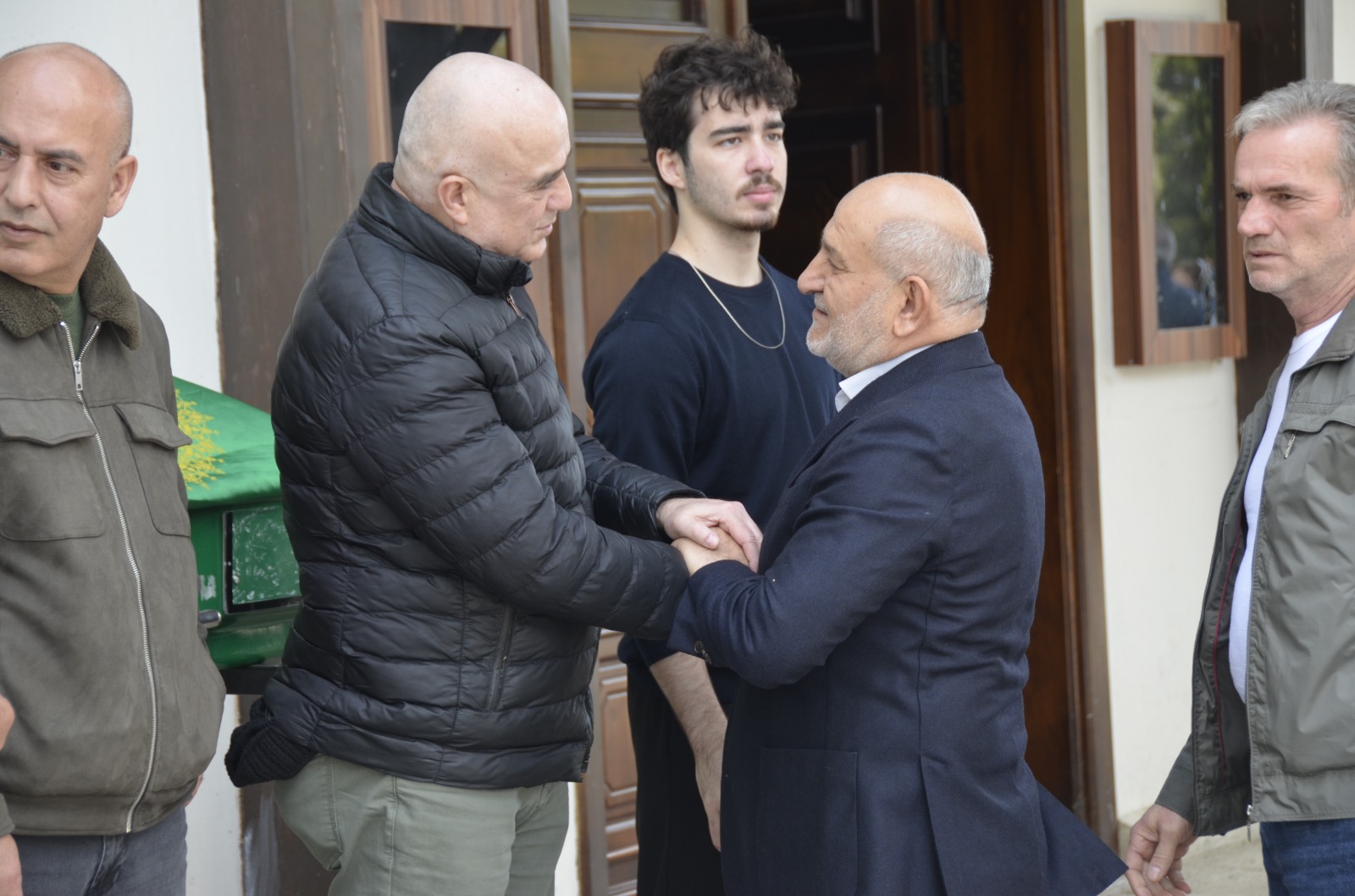 Hendek’te hüzünlü veda: İzzet Kolip dualarla uğurlandı