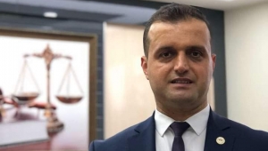 KİMSENİN ŞAHSİ ADAYI DEĞİLİM