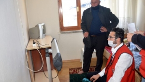 Vefa Sosyal Destek Grubu yaşlı adamın elektrikli soba ihtiyacını karşıladı