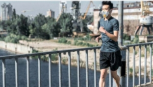 Maskeyle koşan Kişinin Akciğeri Patladı