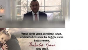 Ahmet Der Babalar Gününü Kutladı