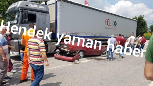 Hendek Orman işletme önünde Kaza