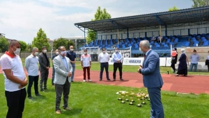 HENDEKLİ KARATECİLER KUPA VE MADALYALARINA KAVUŞTU