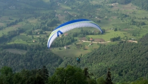 Yamaç Paraşutünde Yeni Gözde Hendek