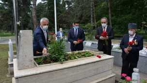 AZİZ ŞEHİTLERİMİZİ RAHMET VE MİNNETLE ANIYORUZ