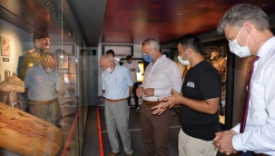 Babaoğlu Mobil Müzesi'nin Mutlaka Görülmesini Tavsiye Etti