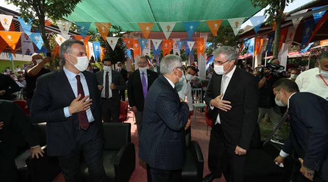 Ak Parti Akyazı’da Mesut Ekrem Yeniden İlçe Başkanı Seçildi