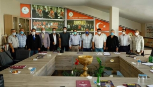 Tekin: Sakarya Büyükşehir Belediye Güreş Kulübü kurulacak