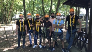 TÜGVA Sakarya Ülkelerine Dönemeyen Yemenli Öğrencilere Kapılarını Açtı