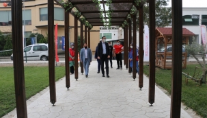 Daire Başkanı Karkınçam Hendek Gençlik Merkezlerini Ziyaret Etti