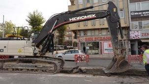HENDEK'te ŞEHRİN KALBİNE GÜÇLÜ ALT YAPI