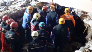 Hendekli Gönüllülerden Oluşan SAKE Ekibi Deprem Bölgesinde