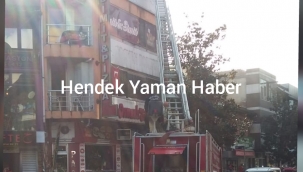 Hendek Meydan'da Bacadan Sıçrayan Kıvılcım Yangın Çıkardı