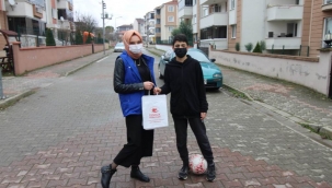 Hendek'te Gönüllülerin Bağışladığı kitaplar Sahiplerine Ulaşıyor 