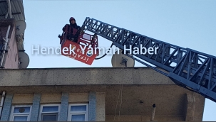 Hendek'te İtfaiye'den Kedi Kurtarma Operasyonu