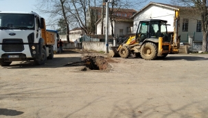 Kısıtlama günlerinde Büyükşehir ekipleri çalışıyor