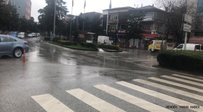 Dikkat Şemsiyesiz Dışarı Çıkmayın Yağmur Geliyor