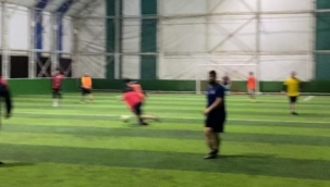 Hendek'te Halı Saha Maçına Jandarma Dur dedi