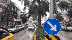 Hendek Güne Yağmurla Başladı