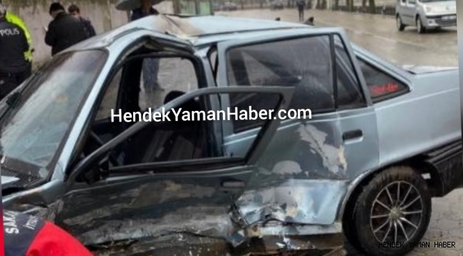 Hendek Mahmutbey Mahallesi'nde Korkutan Kaza 2 Yaralı