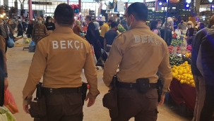 Hendek Salı Pazarında Vatandaş Alışverişe Daldı Koronayı Unuttu