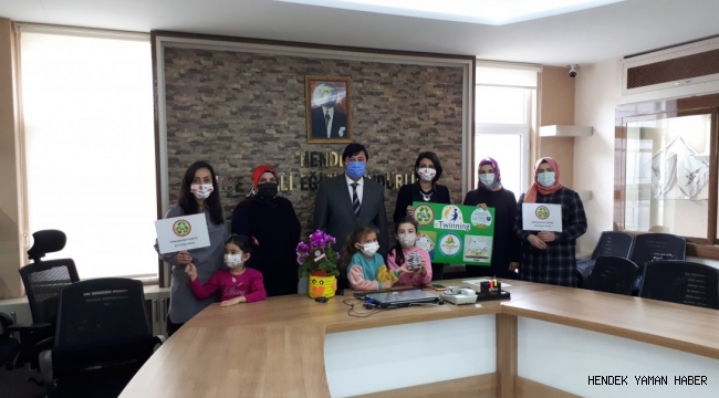 Hendek’te Öğretmen Ve Öğrencilerden  İlçe Milli Eğitim Müdürü Sabri Dağan’a Ziyaret