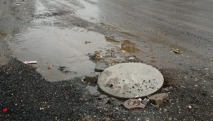 Hendek'te Rögar Kapakları Tehlike Saçıyor