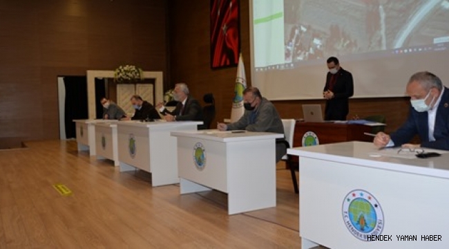 Hendek’te Tarla Satışları İhalesi Gerçekleşti