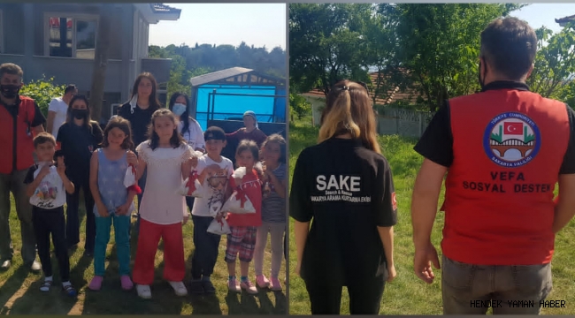 Hendek'te Şeker Bayramında Çocukları Sevindirdiler