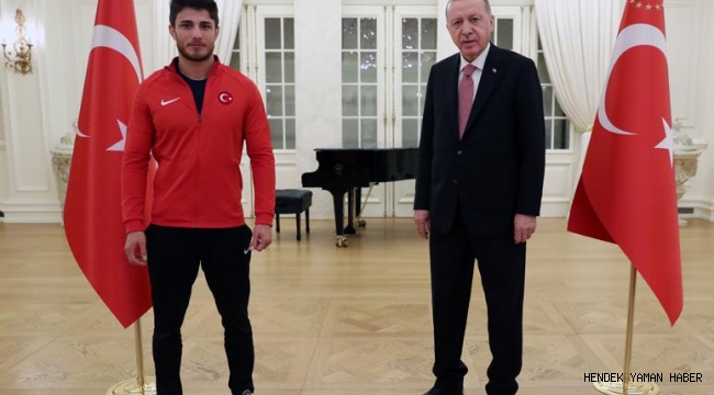 ŞAMPİYON YUNUS EMRE BAŞAR ÇANKAYA KÖŞKÜ'NDE