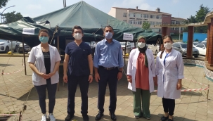 Hendek'te Aşı Çadırı Vatandaşların Hizmetinde 