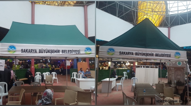 Hendek Salı Pazarında Aşı Çadırı Kuruldu 