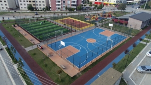 Hendek Alparslan Türkeş parkında Basketbol Turnuvası Heyecanı 