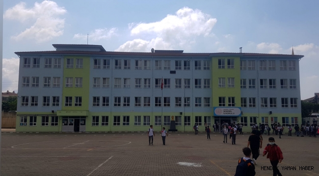 Hendek'te Ders zili çaldı! Yüz yüze eğitim başladı