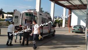 Hendek'te Motosikletten Düşen Genç Yaralandı