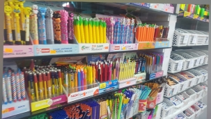 Hendek'te Okullar Açılıyor Kırtasiye Ve Okul Formaları El Yakıyor 