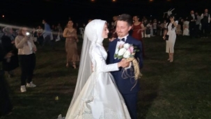 Sercan Sena Çifti Muhteşem Kır Düğünü İle Dünya Evine Girdi