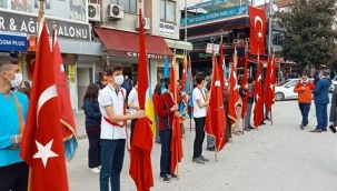 HENDEK' MEYDANDA CUMHURİYETİN 98. YIL KUTLAMALARI TÖRENLE BAŞLADI