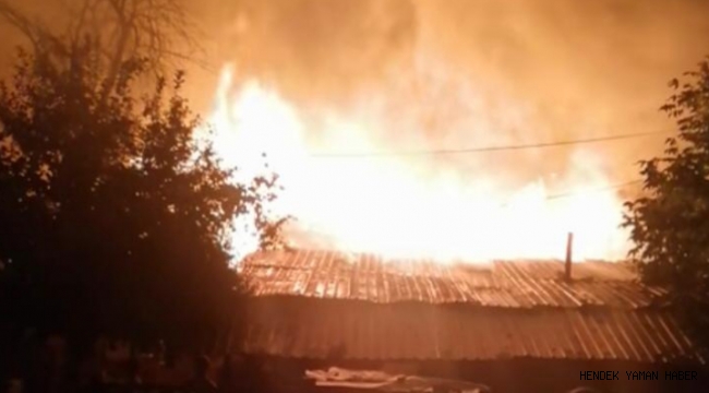 Hendek'te Kereste Atölyesi Alev Alev Yandı