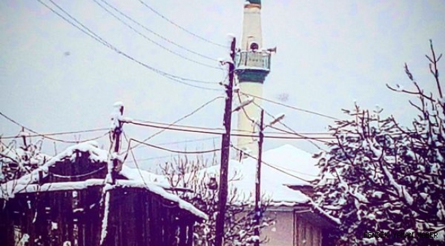 Cuma Hutbesi: "Mümin Faydasız Sözlerden ve Lüzumsuz İşlerden Uzak Durur"