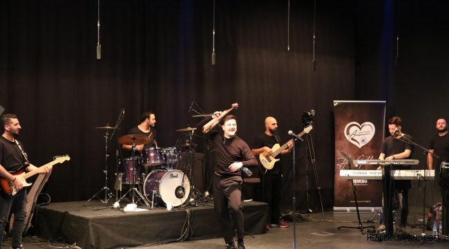 Ekin Uzunlar Rüzgâr Gibi  Esti