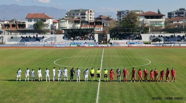Gereksiz Kırmızı Kart Hendekspor'a Mağlubiyeti Getirdi 