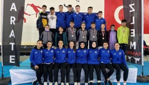 Hendek Belediyesi Karate Takımı Turnuvada Madalya Bırakmadı 