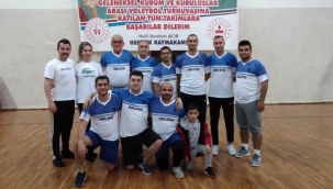 Hendek Kaymakamlık Voleybol Turnuvası Haftanın Son Müsabakası ile Devam Etti