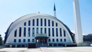 Cuma Hutbesi: “Müslüman, Dinî ve Ahlaki Değerleriyle Yaşar”