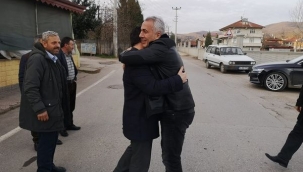 Hendek Bu Fotoğrafı Konuşuyor Rakip Değil 40 Yıllık Dost Gibiler