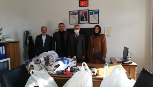 Hendek Ülkü Ocakları 70 Minik Yüreği Isıttı