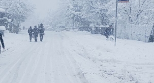 Dışarı çıkacaklar Dikkat Meteorolojiden Yoğun kar yağışı uyarısı 