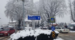 Hendek Güne Karla Uyandı